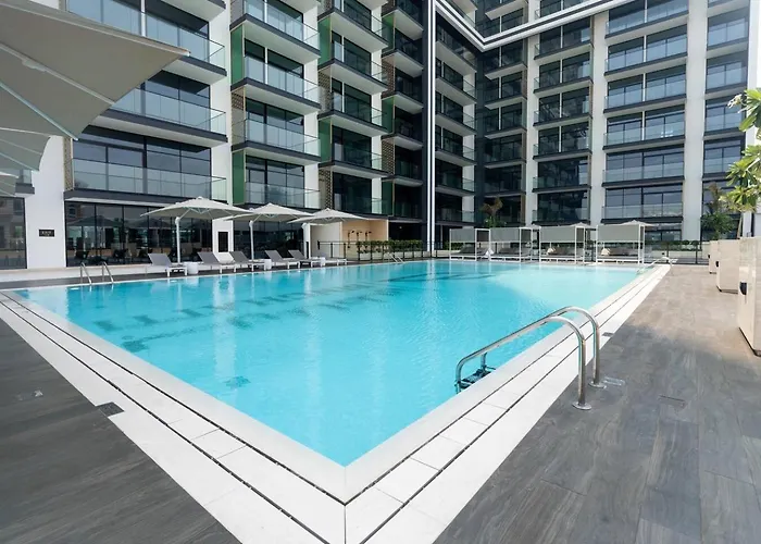 Stunning Brand New 1-Br Apartment Wbig Balcony
