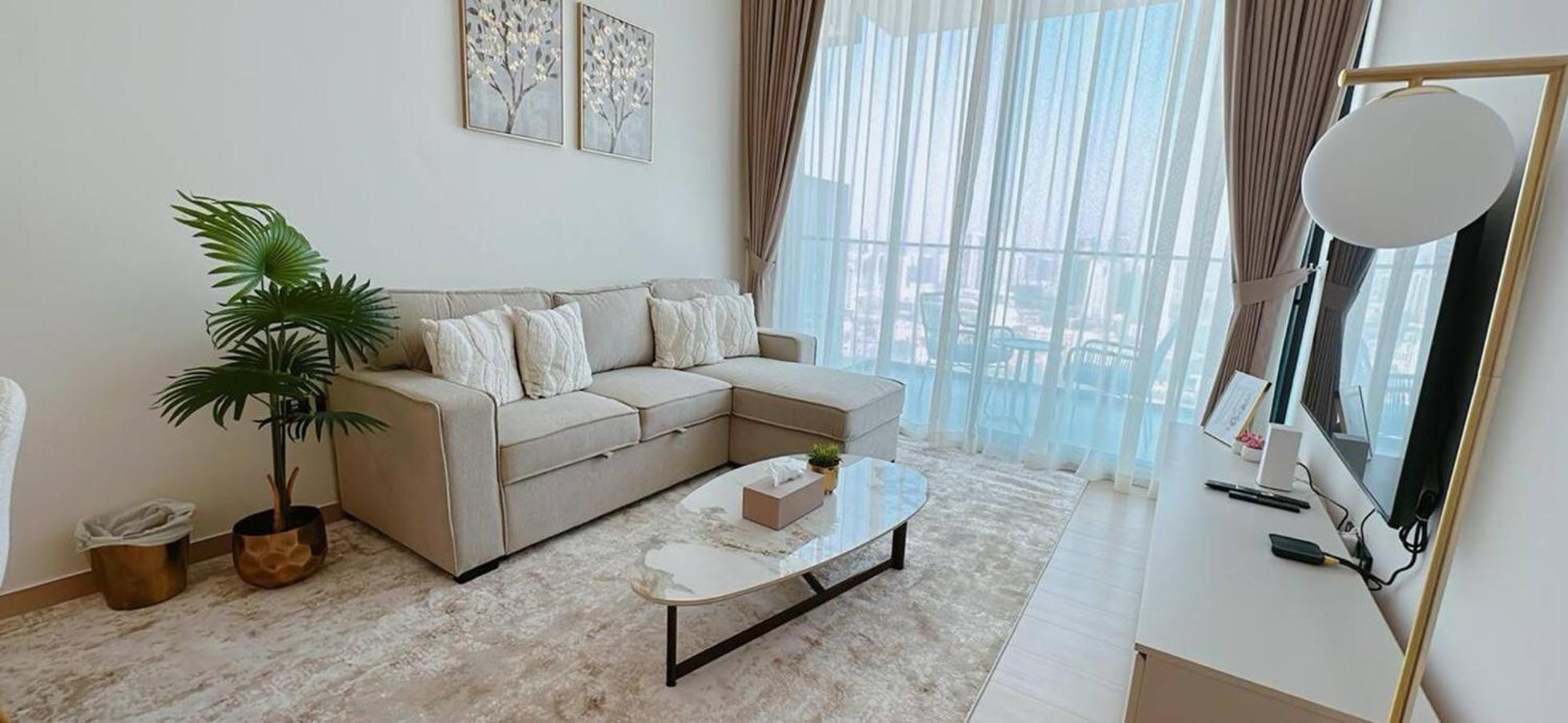 Apartment Stunning Brand New 1-br Wbig Balcony Dubai